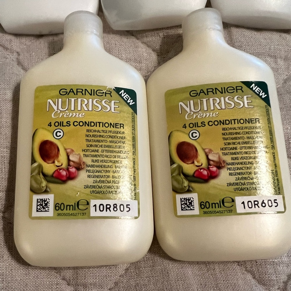 Garnier Nutrisse Creme 4 Oils Conditioner - Cream Bundle